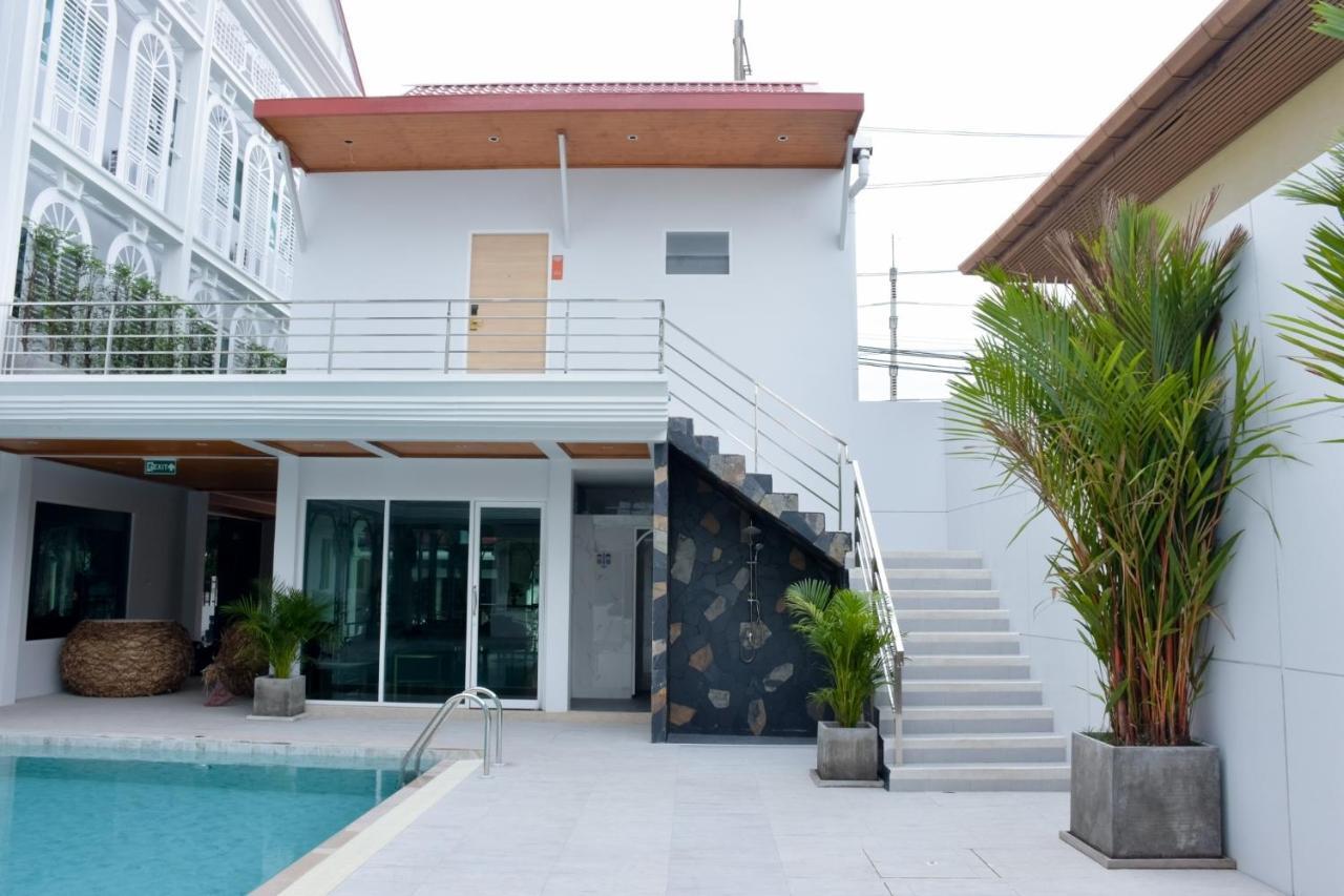 Peranakan House Phuket Екстериор снимка